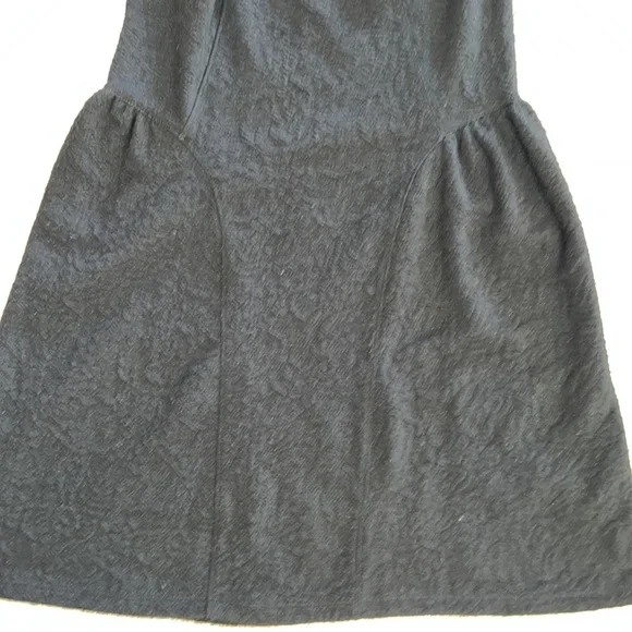 VERY Flattering, Textured LBD Eyeshadow brand. Size Large - Worn once - Picture 10 of 14